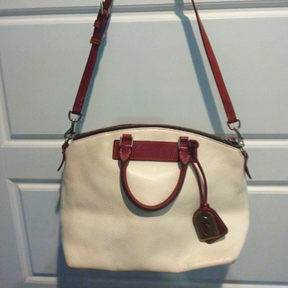 Dooney and Bourke shoulder bag